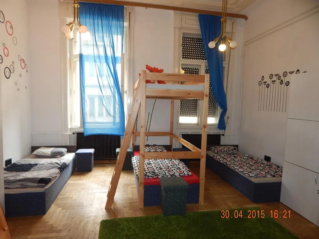 Violet Hostel Hungary